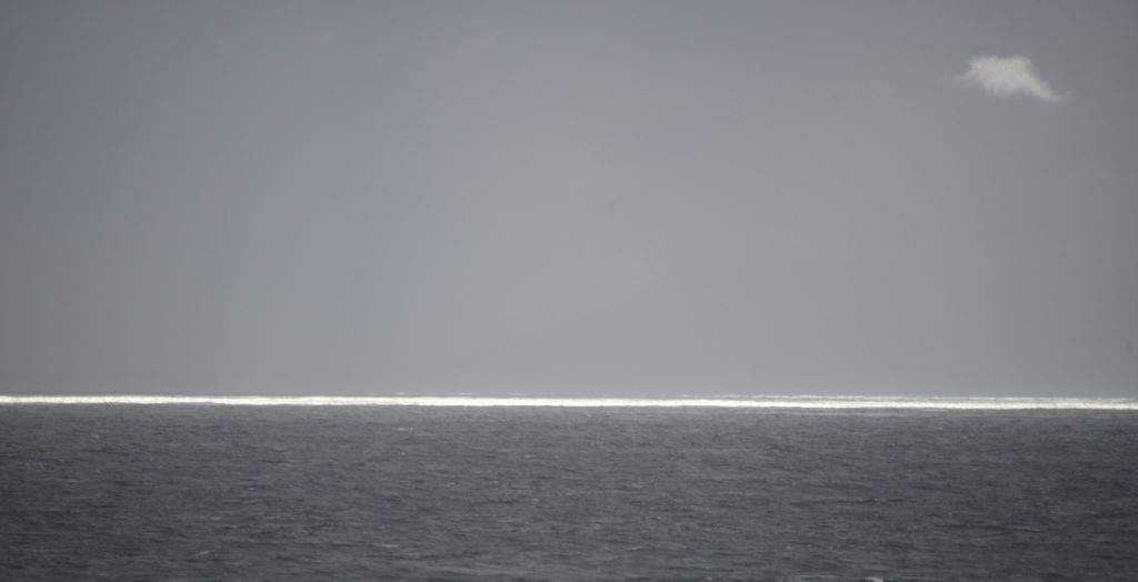 abstract horizon
